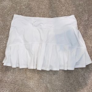 White lululemon skirt